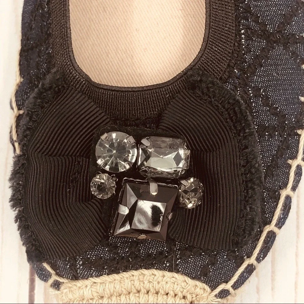 SV women black